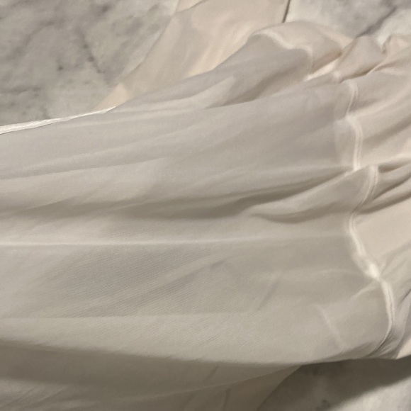 Lululemon athletica - Picture 12 of 12